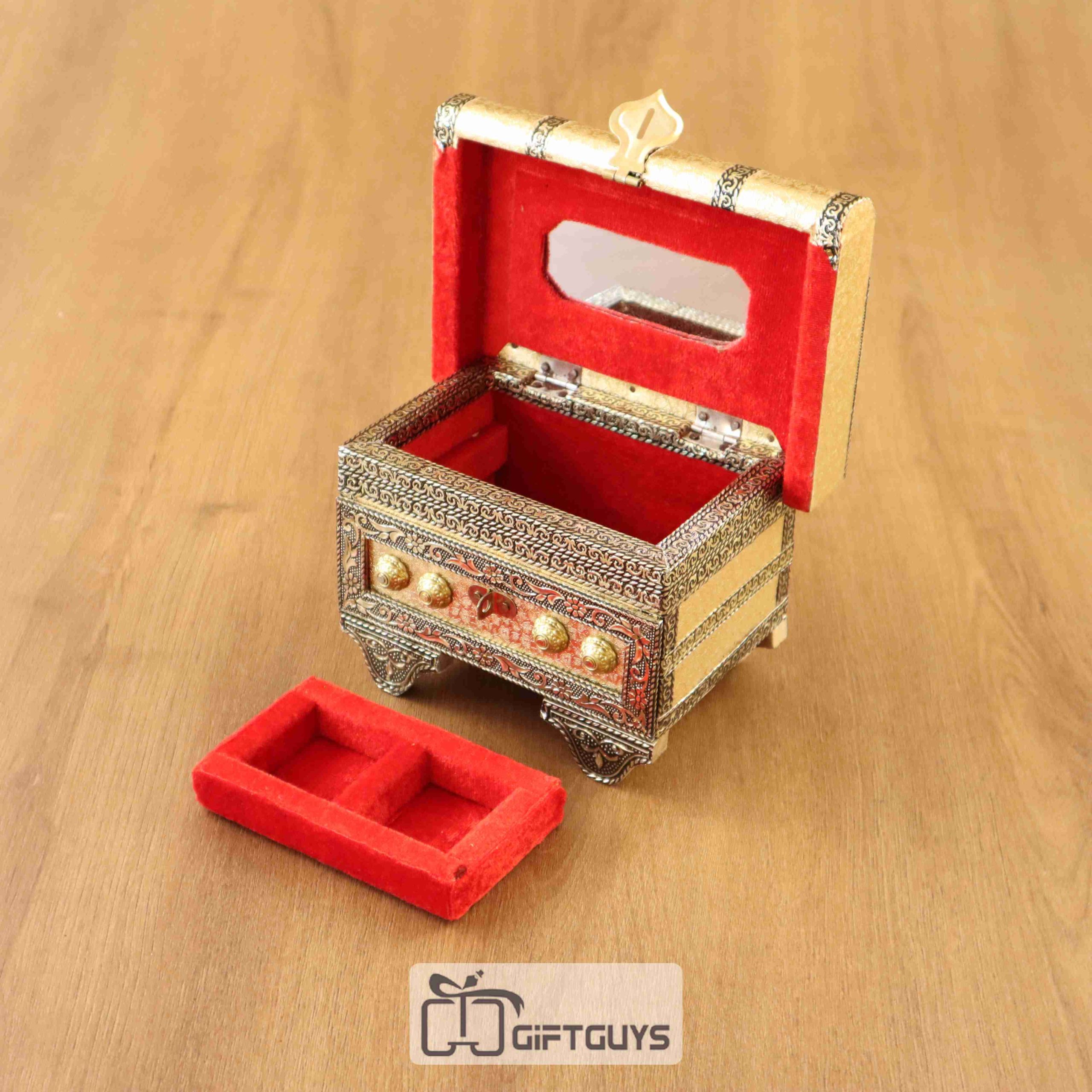 Deccorative Wooden Pitari ( Sandook ) 7 X 4.7 inch
