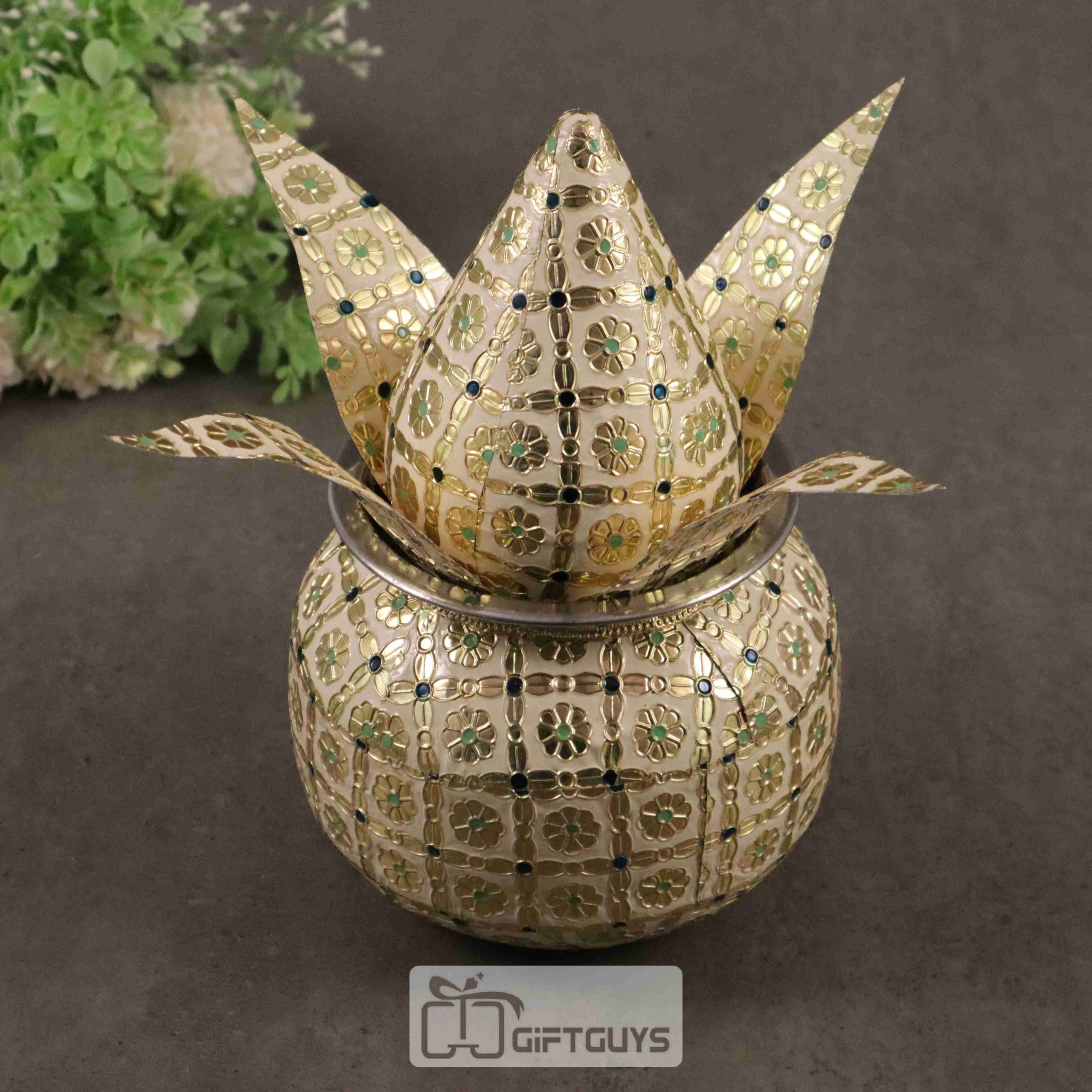 Decorative meenakari white colour Kalash